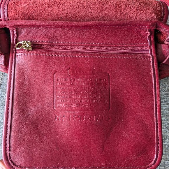 Vintage Coach Legacy Companion Flap Turn Lock Crossbody Red Leather 9715 - Picture 4 of 9